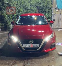 نيسان ألتيما